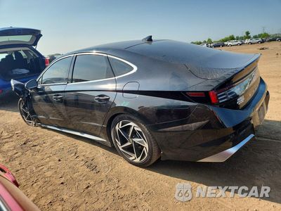 Drugie zdjęcie samochodu z przodu: 2026 HYUNDAI SONATA SEL SPORT VIN:KMHL64JA0TA563019 - miniatura