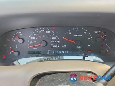 Zdjęcie 9 z 12 samochodu: 2002 FORD F250 SUPER DUTY VIN:1FTNF21L02EA10140 - miniatura
