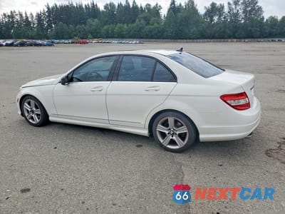 Drugie zdjęcie samochodu z przodu: 2010 MERCEDES-BENZ C 300 4MATIC VIN:WDDGF8BB8AF420491 - miniatura