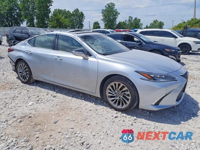 Czwarte zdjęcie samochodu z boku: 2025 LEXUS ES 300H ULTRA LUXURY VIN:58AFA1C10SU073046 - miniatura