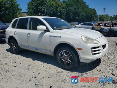 Czwarte zdjęcie samochodu z boku: 2008 PORSCHE CAYENNE VIN:WP1AA29P78LA20557 - miniatura