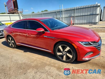 Czwarte zdjęcie samochodu z boku: 2021 VOLKSWAGEN ARTEON SE VIN:WVWAR7AN2ME011670 - miniatura