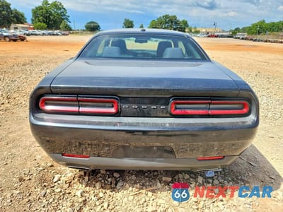 Zdjęcie 6 z 13 samochodu: 2016 DODGE CHALLENGER SXT VIN:2C3CDZAG4GH145425 - miniatura