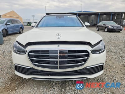 Piąte zdjęcie samochodu w środku: 2022 MERCEDES-BENZ S 580 4MATIC VIN:W1K6G7GB7NA139801 - miniatura
