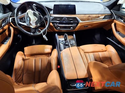 Zdjęcie 8 z 12 samochodu: 2020 BMW 530 XI VIN:WBAJR7C06LCD65137 - miniatura