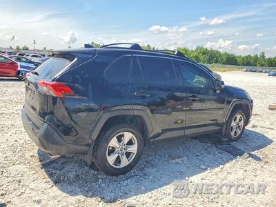 Trzecie zdjęcie samochodu z tyłu: 2019 TOYOTA RAV4 XLE VIN:JTMP1RFV9KD025364 - miniatura