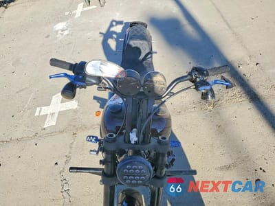 Piąte zdjęcie samochodu w środku: 2021 HARLEY-DAVIDSON FXLRS VIN:1HD1YWK25MB069094 - miniatura