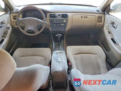 Zdjęcie 8 z 12 samochodu: 1999 HONDA ACCORD LX VIN:JHMCG6658XC025587 - miniatura
