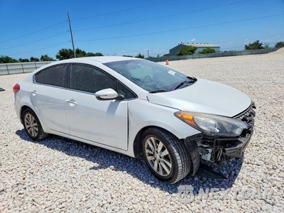 Czwarte zdjęcie samochodu z boku: 2014 KIA FORTE EX VIN:KNAFX4A82E5090938 - miniatura