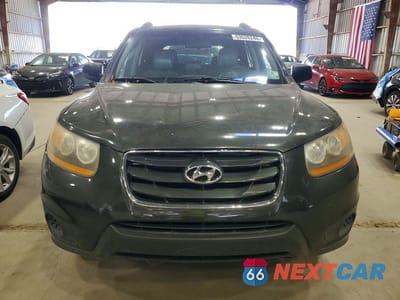 Piąte zdjęcie samochodu w środku: 2010 HYUNDAI SANTA FE GLS VIN:5NMSG3AB0AH337176 - miniatura