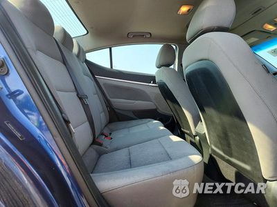 Zdjęcie 10 z 13 samochodu: 2020 HYUNDAI ELANTRA VALUE EDITION VIN:5NPD84LF6LH625804 - miniatura
