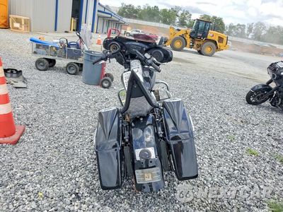 Czwarte zdjęcie samochodu z boku: 2010 HARLEY-DAVIDSON FLHP VIN:1HD1FHM15AB626278 - miniatura