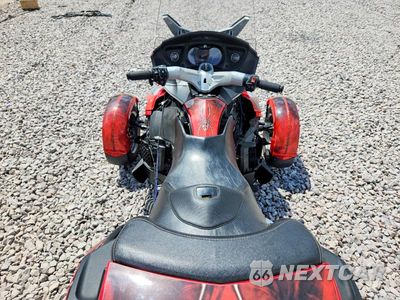Zdjęcie 6 z 10 samochodu: 2012 CAN-AM SPYDER ROADSTER RTS VIN:2BXJBHC1XCV000803 - miniatura