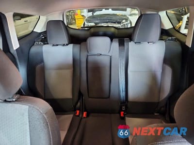 Zdjęcie 10 z 13 samochodu: 2017 FORD ESCAPE SE VIN:1FMCU0GD3HUE64894 - miniatura