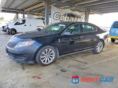 2016 LINCOLN MKS 1LNHL9DK8GG602846 - główne zdjęcie licytacji z USA - miniatura