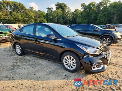 Czwarte zdjęcie samochodu z boku: 2021 HYUNDAI ACCENT SEL VIN:3KPC24A68ME137573 - miniatura