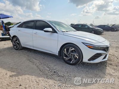 Czwarte zdjęcie samochodu z boku: 2025 HYUNDAI ELANTRA LIMITED VIN:KMHLN4DJXSU139567 - miniatura