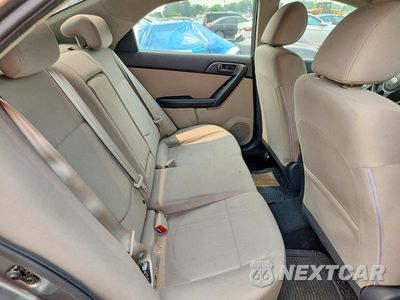 Zdjęcie 10 z 12 samochodu: 2010 KIA FORTE VIN:KNAFU4A29A5861765 - miniatura