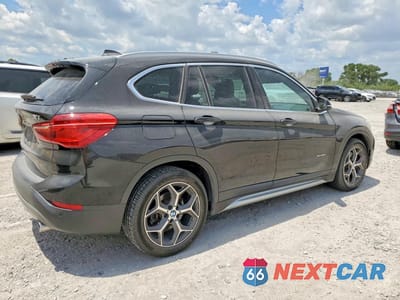 Trzecie zdjęcie samochodu z tyłu: 2017 BMW X1 XDRIVE28I VIN:WBXHT3Z3XH4A55073 - miniatura