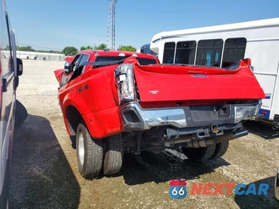 Drugie zdjęcie samochodu z przodu: 2024 FORD F350 SUPER DUTY VIN:1FT8W3DMXREC11125 - miniatura