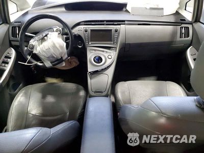 Zdjęcie 8 z 12 samochodu: 2010 TOYOTA PRIUS IV VIN:JTDKN3DU7A5180560 - miniatura