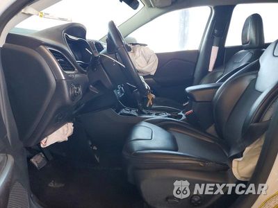 Zdjęcie 7 z 13 samochodu: 2019 JEEP CHEROKEE LATITUDE PLUS VIN:1C4PJLLB4KD220005 - miniatura