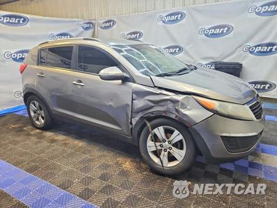 Czwarte zdjęcie samochodu z boku: 2011 KIA SPORTAGE LX VIN:KNDPB3A20B7066259 - miniatura
