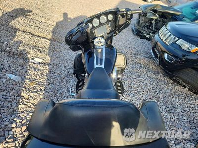 Zdjęcie 6 z 8 samochodu: 2014 HARLEY-DAVIDSON FLHTK ELECTRA GLIDE ULTRA LIMITED VIN:1HD1KEL12EB647302 - miniatura