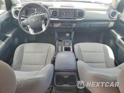 Zdjęcie 8 z 12 samochodu: 2021 TOYOTA TACOMA SR5 V6 VIN:3TMAZ5CN5MM160098 - miniatura