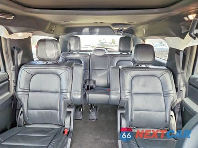 Zdjęcie 10 z 13 samochodu: 2022 LINCOLN NAVIGATOR L RESERVE VIN:5LMJJ3KT0NEL08444 - miniatura