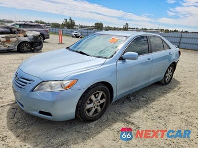 2009 TOYOTA CAMRY LE 4T1BE46KX9U889451 - główne zdjęcie licytacji z USA - miniatura