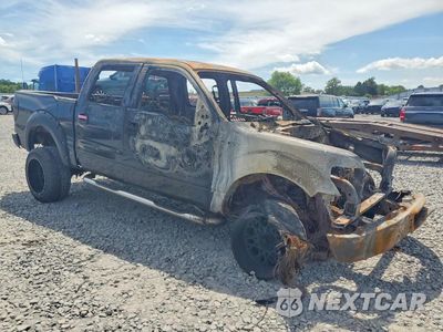 Czwarte zdjęcie samochodu z boku: 2010 FORD F150 SUPERCREW VIN:1FTEW1E8XAFA84948 - miniatura