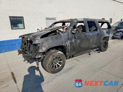 2009 CHEVROLET SUBURBAN K1500 LT 1GNFK26339R211209 - główne zdjęcie licytacji z USA - miniatura