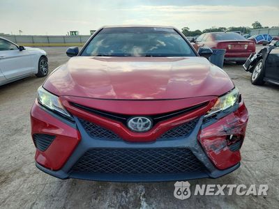Piąte zdjęcie samochodu w środku: 2019 TOYOTA CAMRY SE VIN:4T1B11HK6KU209476 - miniatura