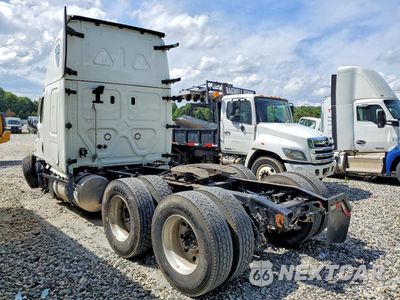 Drugie zdjęcie samochodu z przodu: 2024 FREIGHTLINER CASCADIA 116 SEMI TRUCK VIN:3AKJHPDV9RSVC3744 - miniatura
