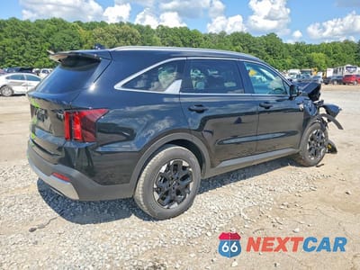 Trzecie zdjęcie samochodu z tyłu: 2026 KIA SORENTO S VIN:5XYRL4JC1TG455632 - miniatura