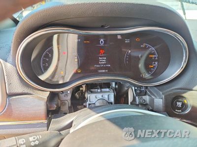 Zdjęcie 9 z 14 samochodu: 2015 JEEP GRAND CHEROKEE LIMITED VIN:1C4RJFBG8FC169319 - miniatura