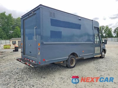 Trzecie zdjęcie samochodu z tyłu: 2021 FORD TRANSIT DELIVERY TRUCK VIN:1FDDF6P8XMKA55401 - miniatura