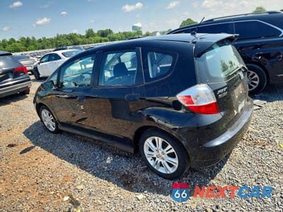 Drugie zdjęcie samochodu z przodu: 2010 HONDA FIT SPORT VIN:JHMGE8G42AC002712 - miniatura