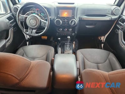 Zdjęcie 8 z 13 samochodu: 2016 JEEP WRANGLER UNLIMITED SPORT VIN:1C4BJWDG6GL206013 - miniatura