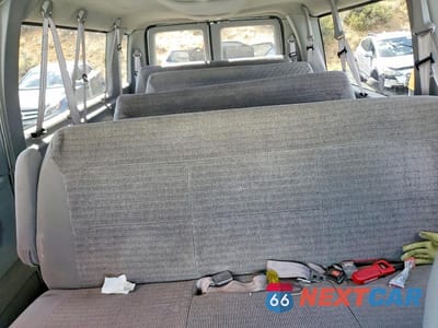 Zdjęcie 10 z 13 samochodu: 2000 FORD ECONOLINE E350 SUPER DUTY WAGON VIN:1FBSS31S4YHA71224 - miniatura