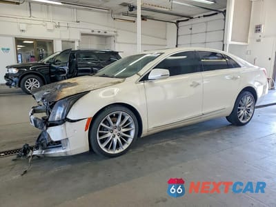 2014 CADILLAC XTS PLATINUM 2G61S5S38E9204421 - główne zdjęcie licytacji z USA - miniatura
