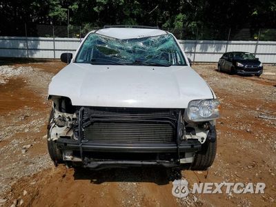 Piąte zdjęcie samochodu w środku: 2005 FORD ESCAPE XLT VIN:1FMYU031X5KA37351 - miniatura