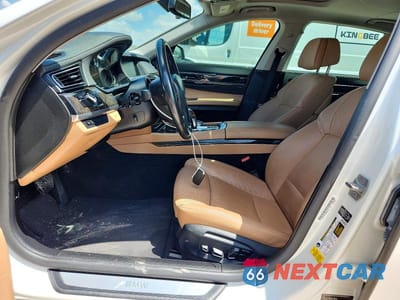 Zdjęcie 7 z 12 samochodu: 2014 BMW 740 LI VIN:WBAYE4C5XED138421 - miniatura