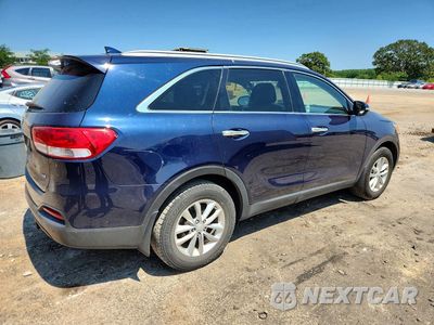 Trzecie zdjęcie samochodu z tyłu: 2016 KIA SORENTO LX VIN:5XYPG4A32GG122888 - miniatura