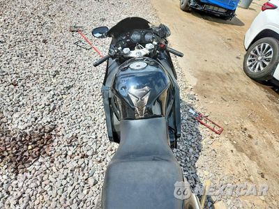 Zdjęcie 6 z 9 samochodu: 1997 HONDA CBR1100 XX VIN:JH2SC3506VM001588 - miniatura
