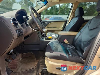 Zdjęcie 7 z 12 samochodu: 2008 FORD TAURUS X SEL VIN:1FMDK05W28GA00735 - miniatura