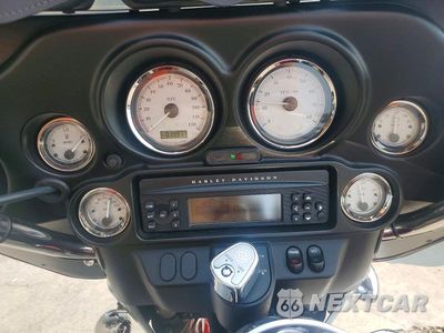 Zdjęcie 7 z 9 samochodu: 2009 HARLEY-DAVIDSON FLHX VIN:1HD1KB4169Y650025 - miniatura