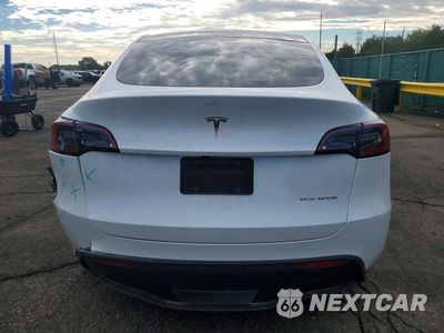 Zdjęcie 6 z 12 samochodu: 2023 TESLA MODEL Y VIN:7SAYGDEE5PF799444 - miniatura