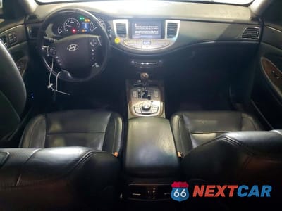 Zdjęcie 8 z 12 samochodu: 2010 HYUNDAI GENESIS 3.8L VIN:KMHGC4DE8AU093987 - miniatura